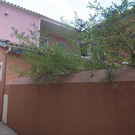 شقة La Casa Rosa Lefkáda المظهر الخارجي الصورة