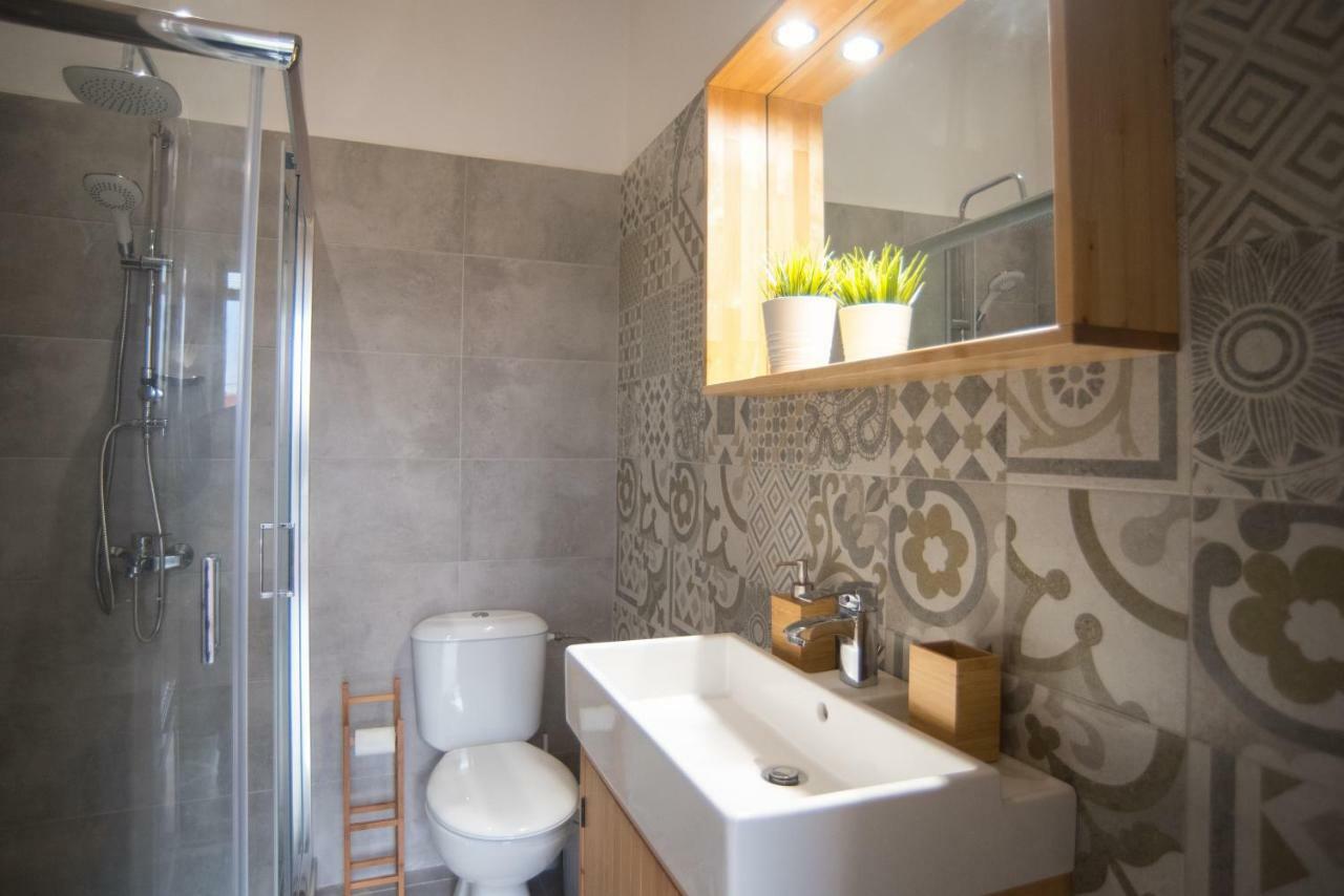 شقة La Casa Rosa Lefkáda المظهر الخارجي الصورة