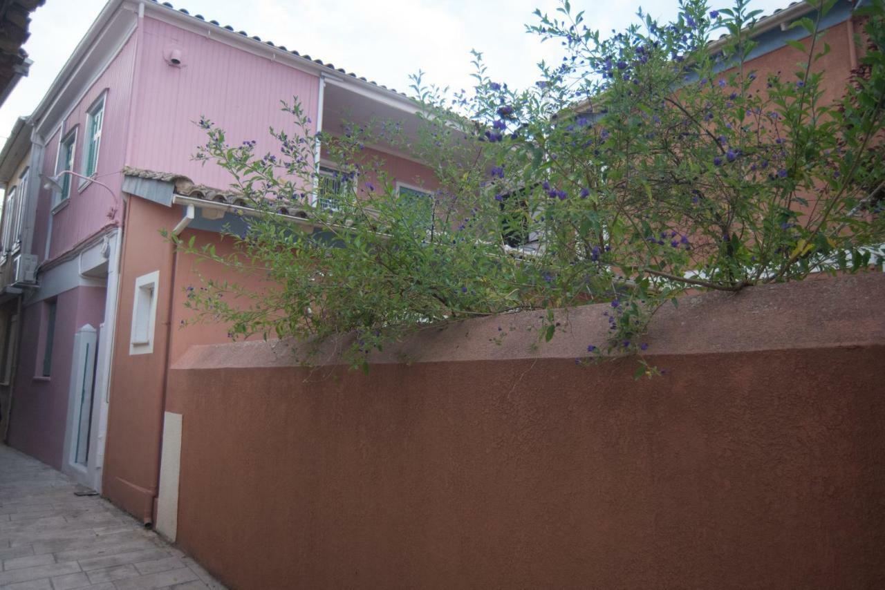 شقة La Casa Rosa Lefkáda المظهر الخارجي الصورة